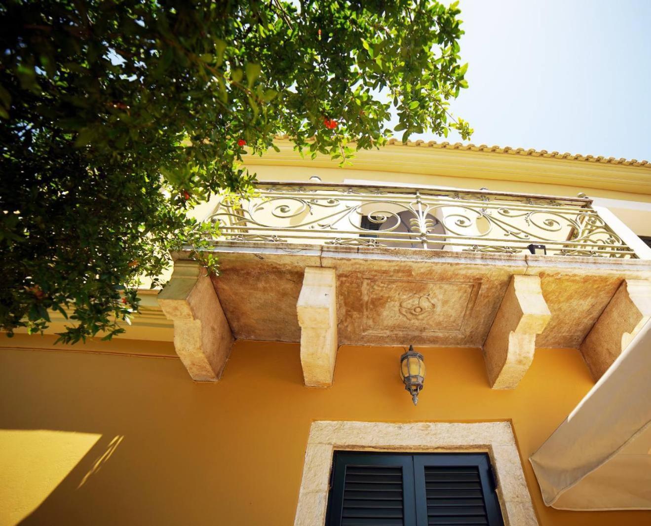 Palairos Historic Property Ngoại thất bức ảnh