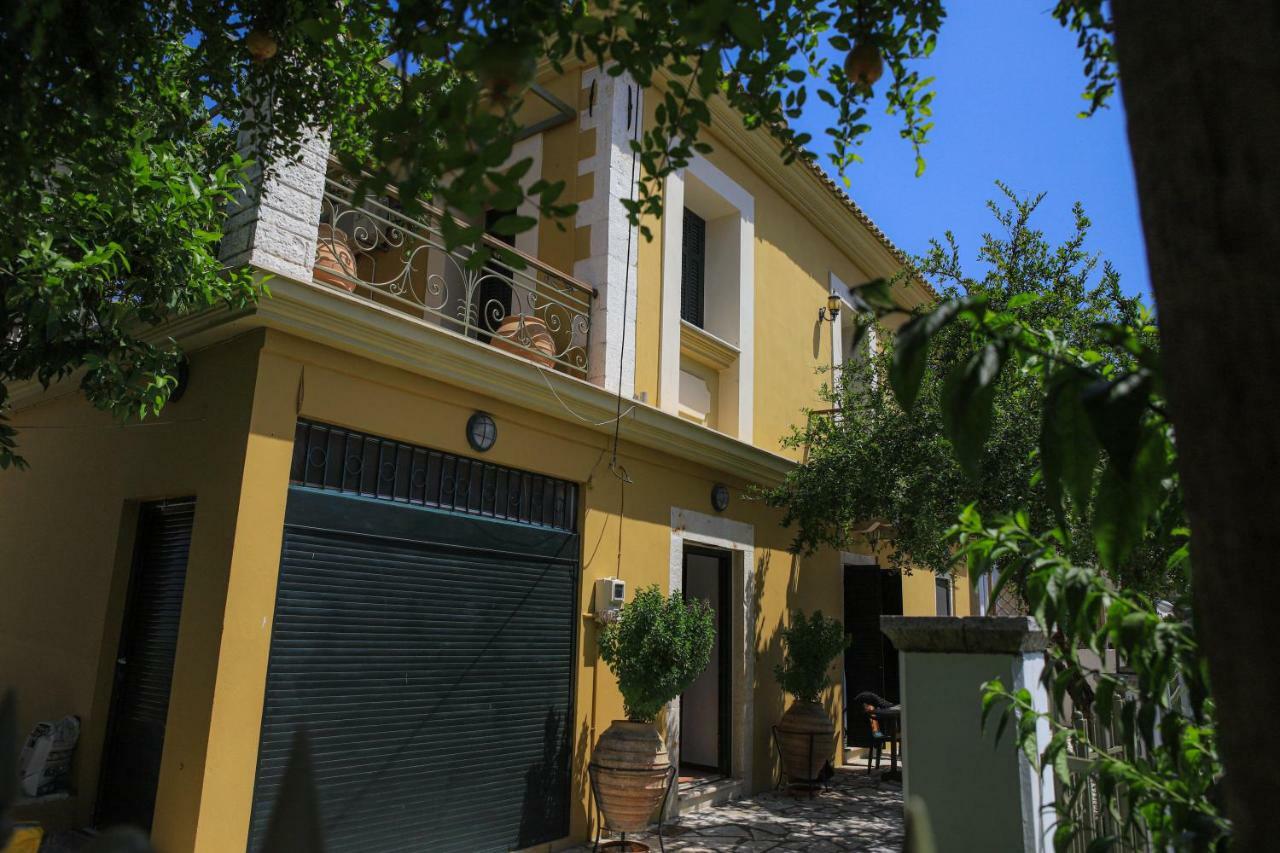 Palairos Historic Property Ngoại thất bức ảnh